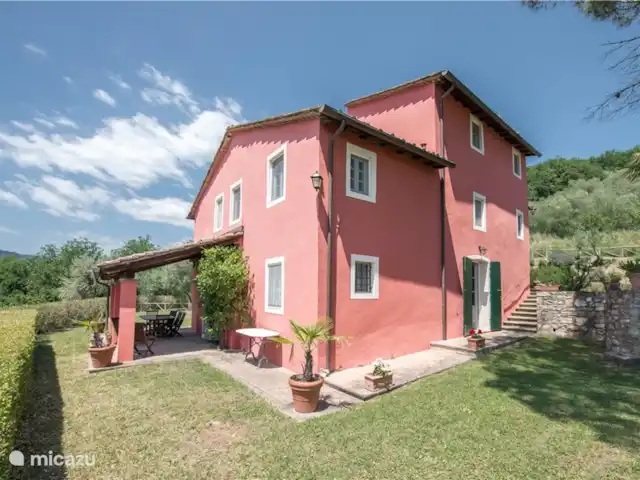 Location de Vacances Italie, Toscane, Lucca, villa - Orphée Maison latérale