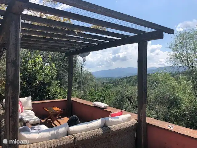Location de Vacances Italie, Toscane, Lucca, villa - Orphée vue de la terrasse du salon
