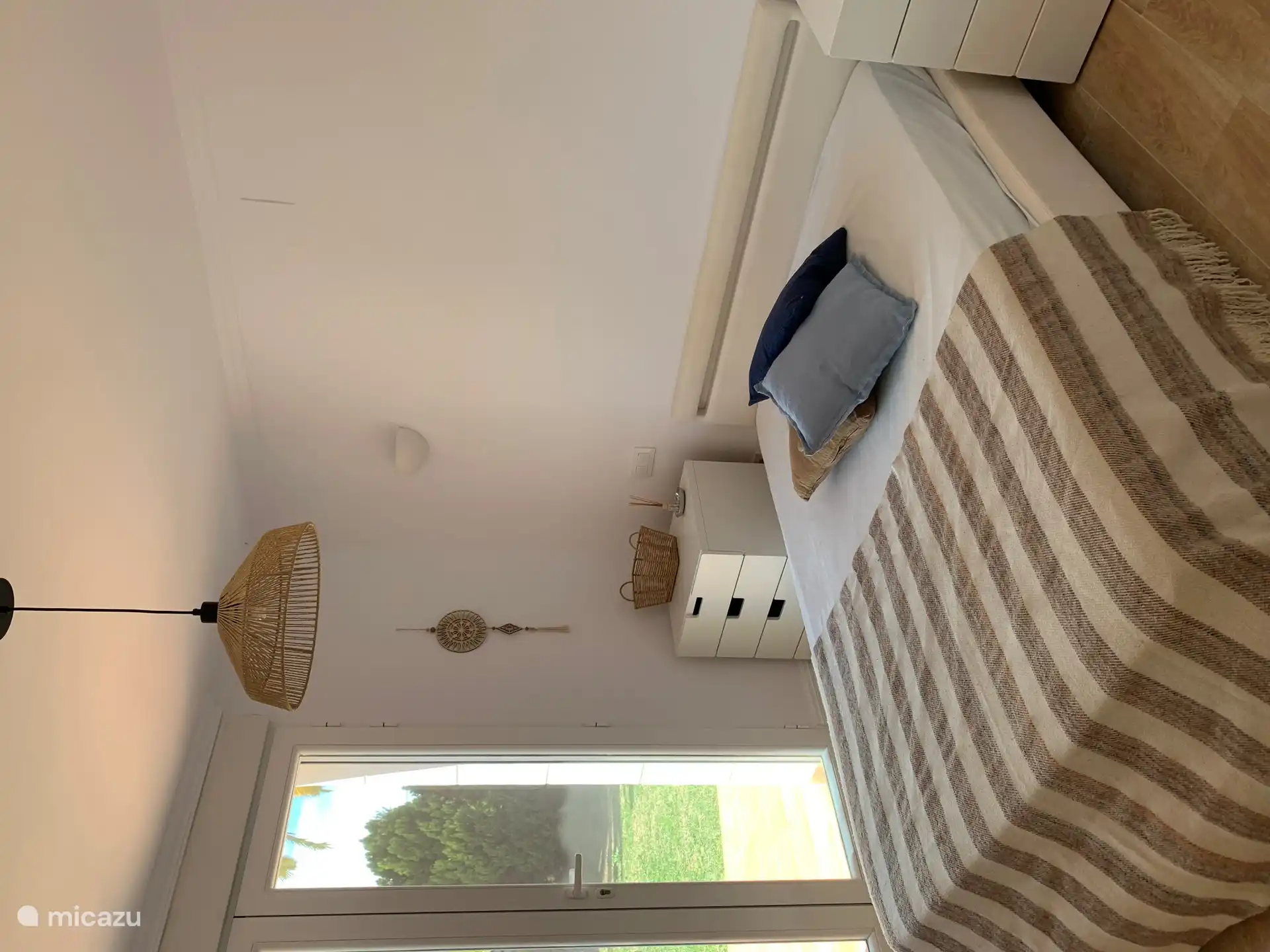 Chambre 1 rez-de-chaussée