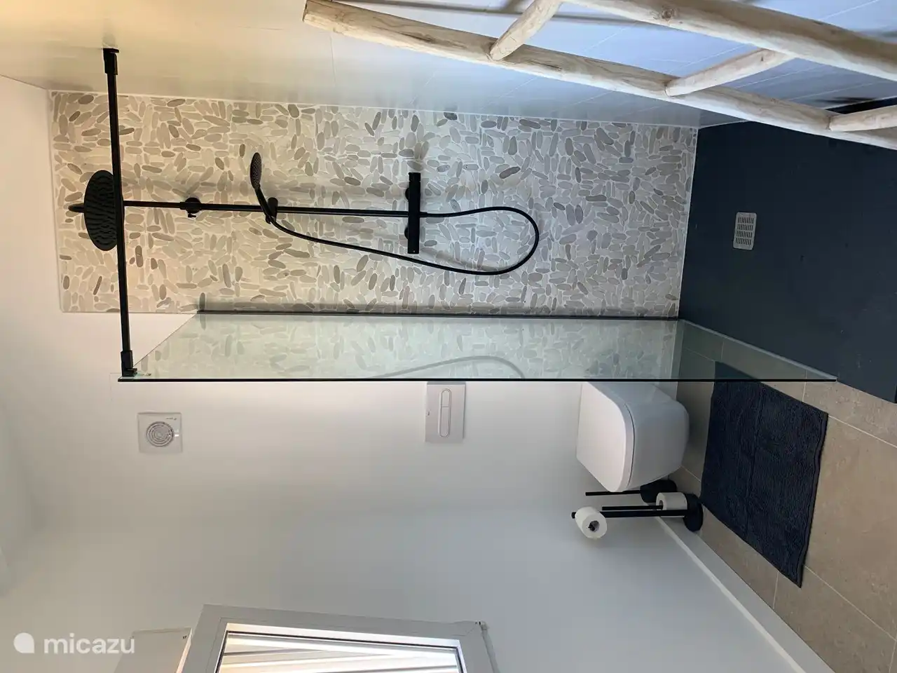 Salle de bain attenante 4, 1er étage