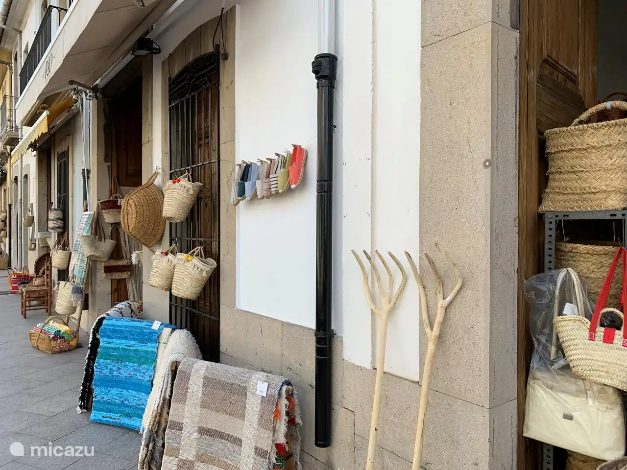Gata de Gorgos, boutiques d'accessoires en osier