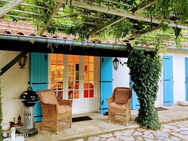 Le Pré du Moulin | France, Hérault, Marthomis - maison de vacances Portes françaises du salon à la terrasse