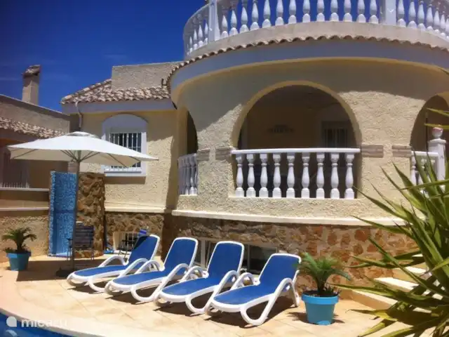 Vrijstaande villa met privé zwembad huren in Spanje, Costa Blanca, Gran Alacant - Santa Pola - vakantiehuis Vrijstaande villa met privé zwembad huren in Spanje, Costa Blanca, Gran Alacant - Santa Pola - vakantiehuis