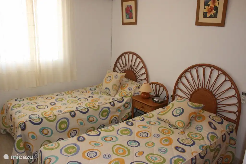 Schlafzimmer 3 mit zwei Einzelbetten