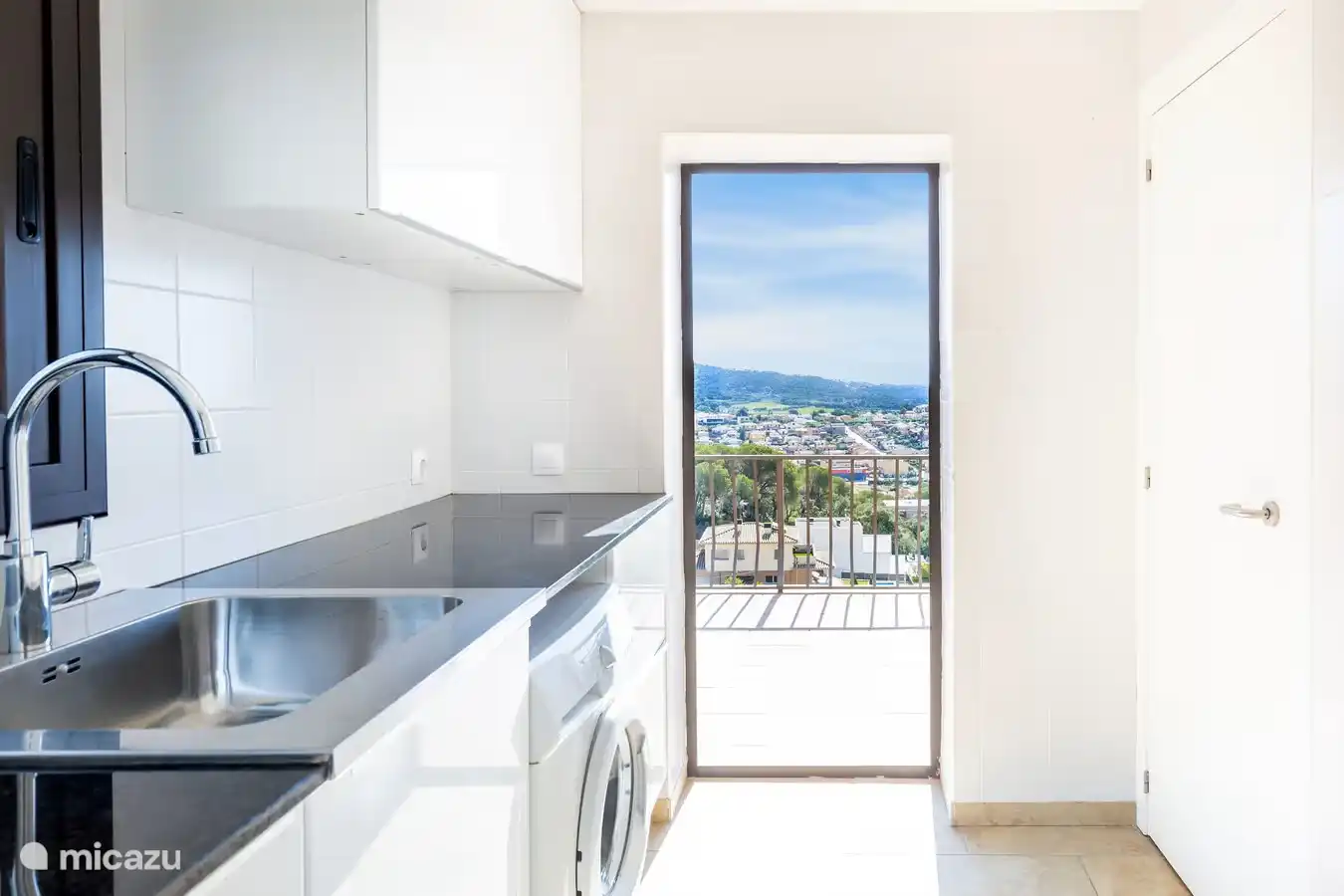 utility room to terrace.