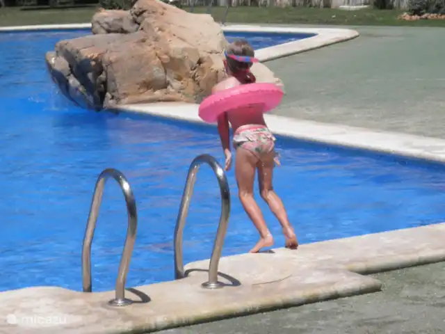 Residencial Puerto Marino en España, Costa Blanca, Guardamar del Segura - apartamento gran piscina segura para adultos y ciertamente también para niños. socorrista diario.