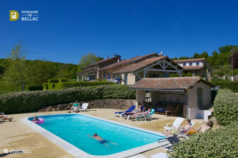Vacation rental France, Charente, Rousinnes Holiday house Le Castel - Domaine de Bellac