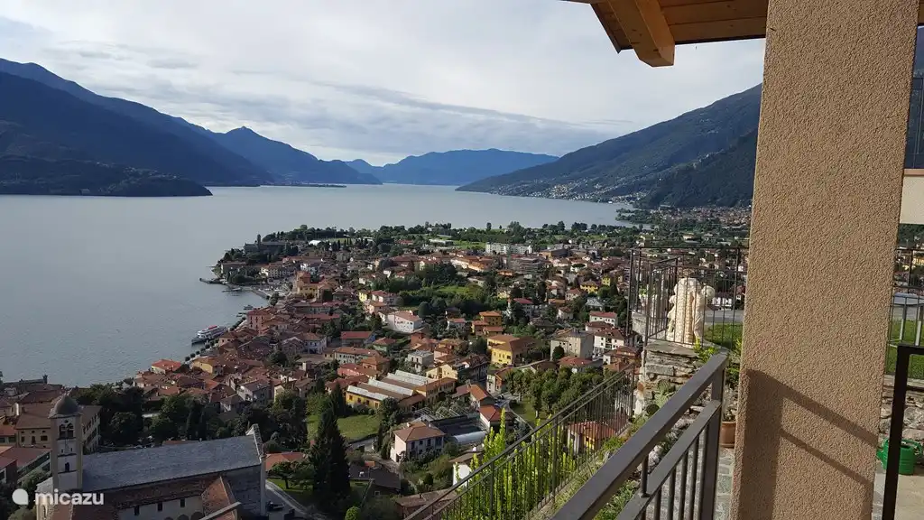 Blick über den Comer See!