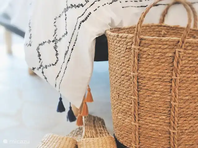 Perla del Arenal * 100m del bulevar en España, Costa Blanca, Jávea - apartamento Todo (decoración, mantas, almohadas...) fue elegido con mimo y emana un toque mediterráneo.