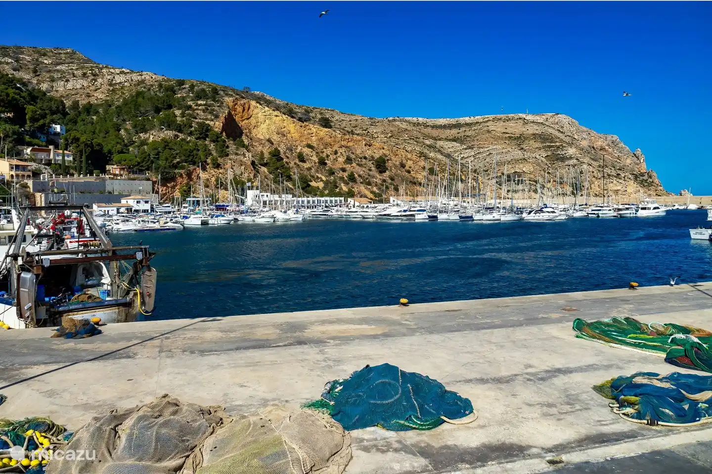 De puerto/ vissershaven... (25 a 35 min. wandelen vanaf het appartement)
