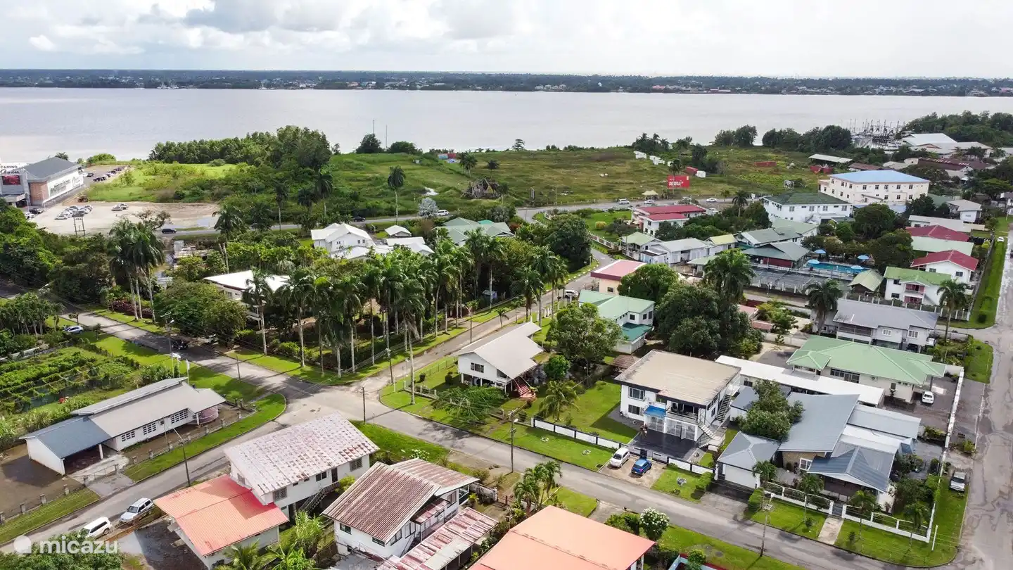 Haut du quartier, aussi appelé Rainville (Paramaribo-Nord)