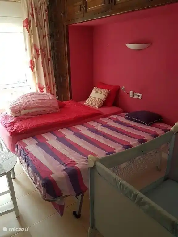 Schlafzimmer 2