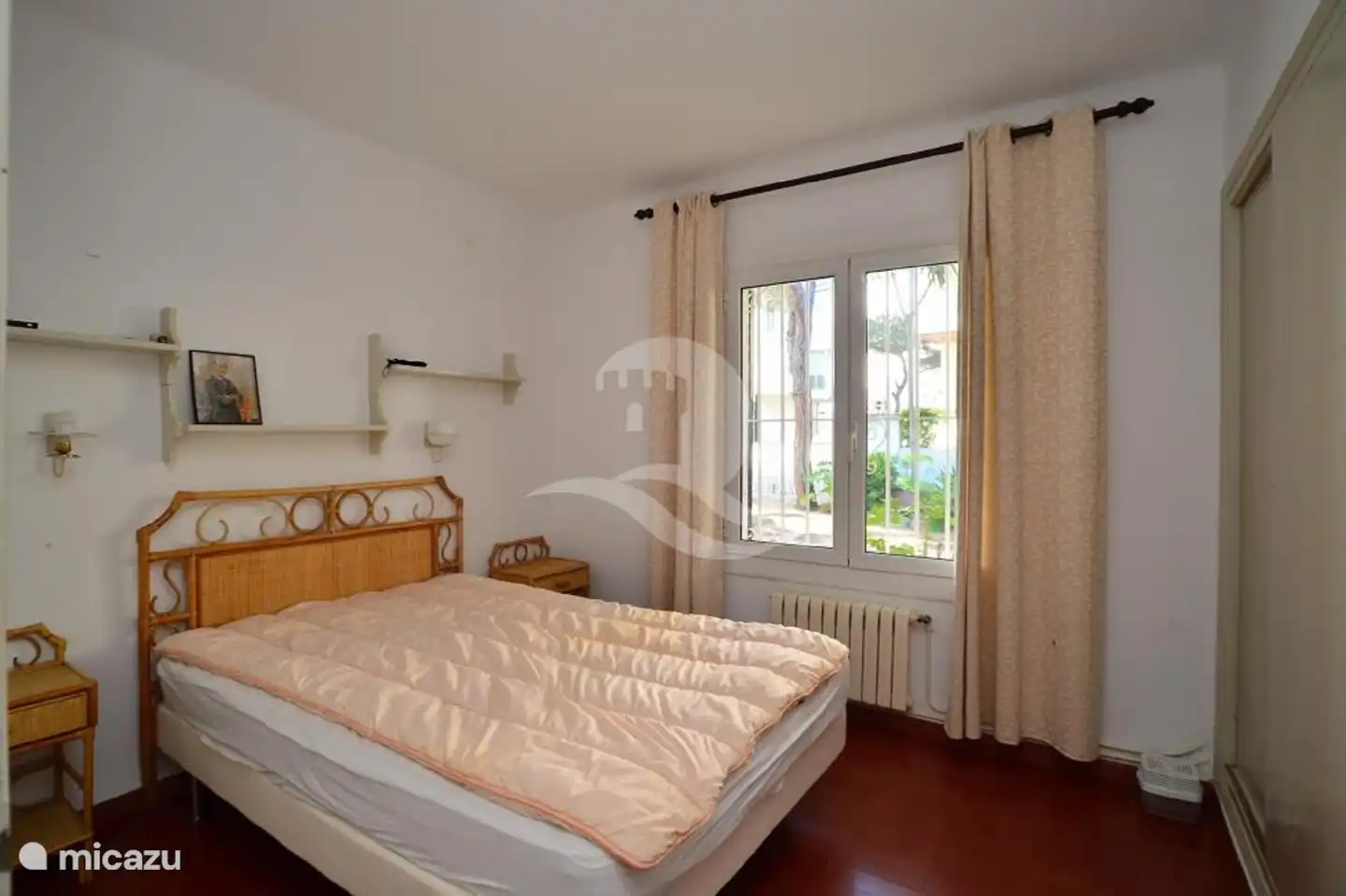 Bedroom 1 - ground floor