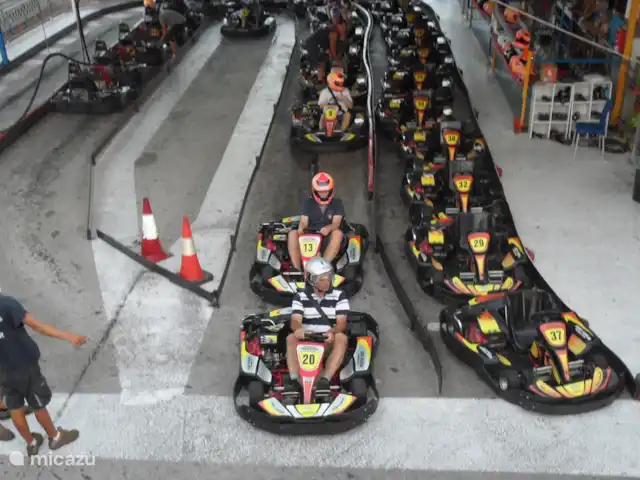 Location de Vacances Espagne, Costa Blanca, Orihuela Costa, appartement - Casa Bosque Le karting à Go-Karts, est à proximité.