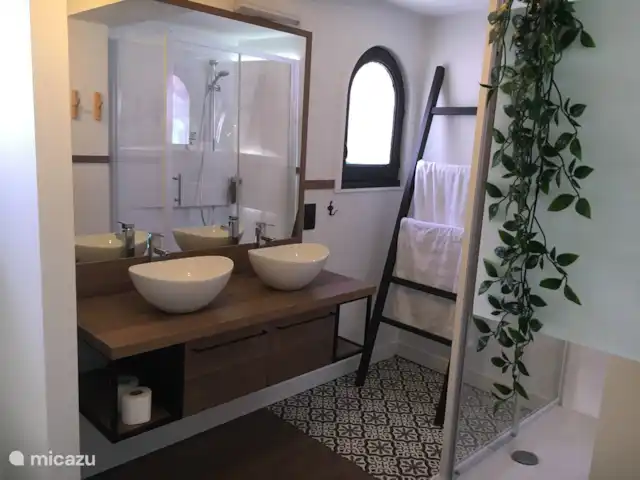 La Caracola - Piscine privée | Espagne, Costa Blanca, Benitachell - maison de vacances Salle de bain spacieuse avec douche