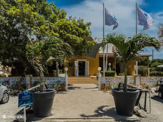 Vue sur l'océan 20 | Blue Bay | | Curaçao, Curaçao-Centre, Blue Bay - villa L'entrée du Club House et du Pro Shop