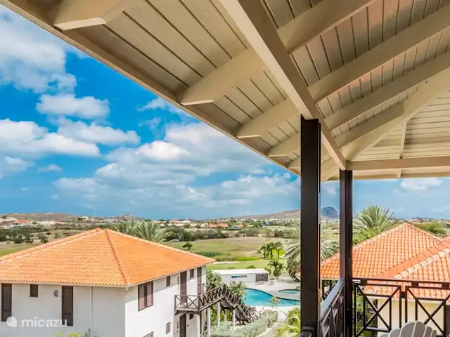 Vue sur l'océan 20 | Blue Bay | | Curaçao, Curaçao-Centre, Blue Bay - villa L'angle sud-ouest donne sur la piscine. Une baignade rafraîchissante n'est qu'à quelques mètres....