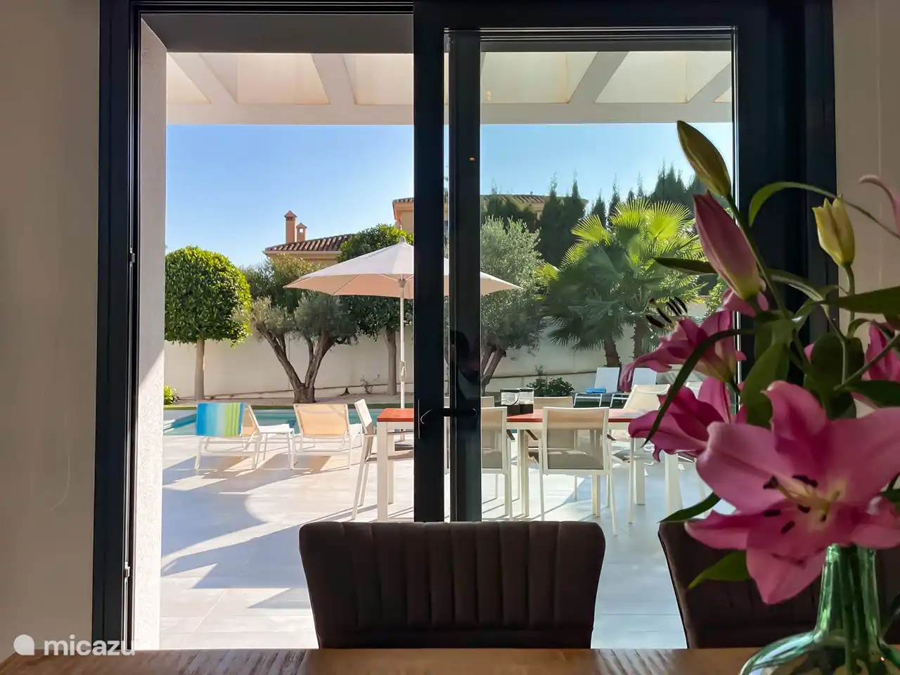 Vue depuis la table à manger