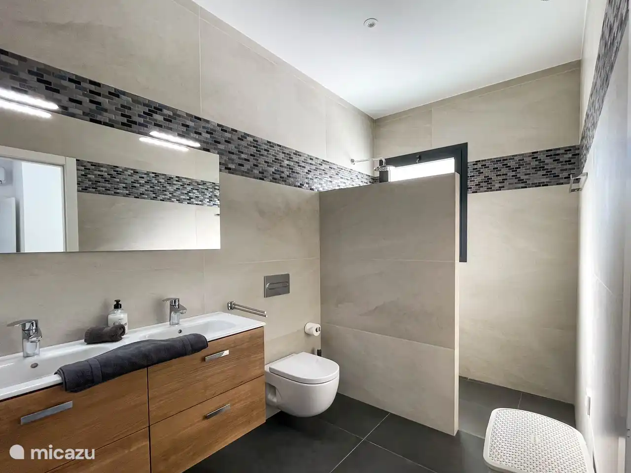 Salle de bain 2