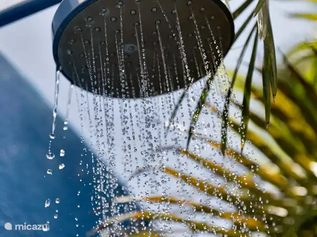 Location de Vacances Bonaire, Bonaire, Kralendijk, maison de vacances - Waterlands Villa Sol Douche extérieure