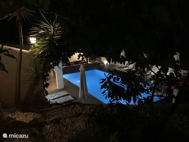 Villa Búho y Bolero en España, Costa Blanca, Moraira - villa por la noche