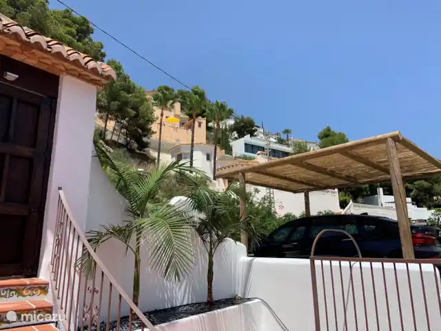 Villa Búho y Bolero en España, Costa Blanca, Moraira - villa Cochera de la casa principal.