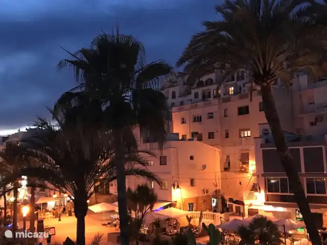 Villa Búho y Bolero en España, Costa Blanca, Moraira - villa Moraira atmosférica por la noche