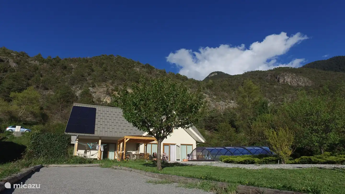 Villa Eco de Quatre Saison in Frankreich, Hautes-Alpes, Guillestre - villa
