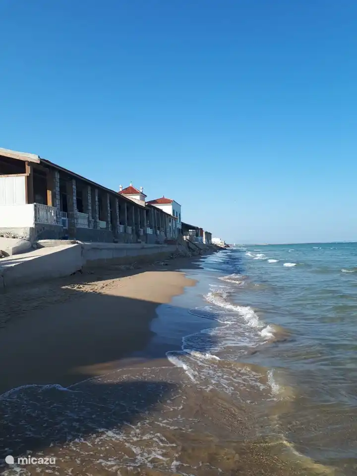 Alte Fischerhäuser am Mittelstrand. Diese Häuser stehen auf der UNESCO-Welterbeliste