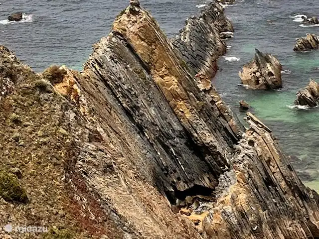Casa de vacaciones Casa Rinsma en Portugal, Algarve, Vale da Telha - villa Cigüeñas en las rocas.
