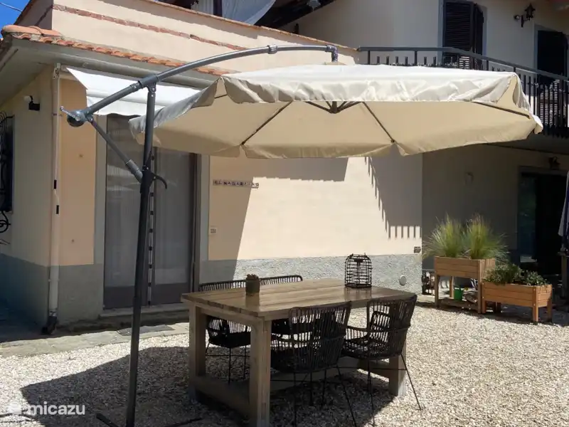 Villa Roccaccia - Il Magazzino | Italie, Ombrie, Tuoro sul Trasimeno - Studio Villa Roccaccia - Il Magazzino | Italie, Ombrie, Tuoro sul Trasimeno - Studio