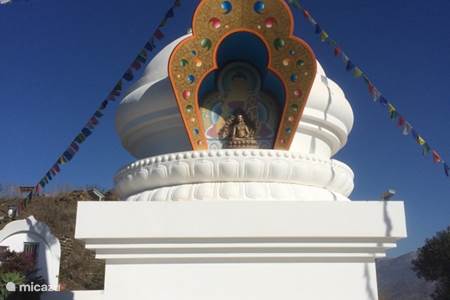 Die Stupa in Velez Malaga