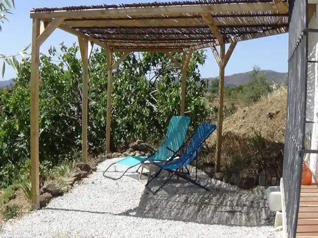 casa la chaparra en España, Andalucía, Riogordo - casa vacacional Precioso lugar a la sombra :-)