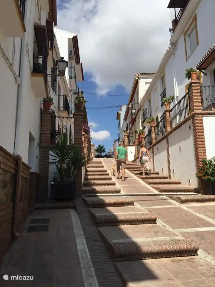 Calle hermosa en Riogordo