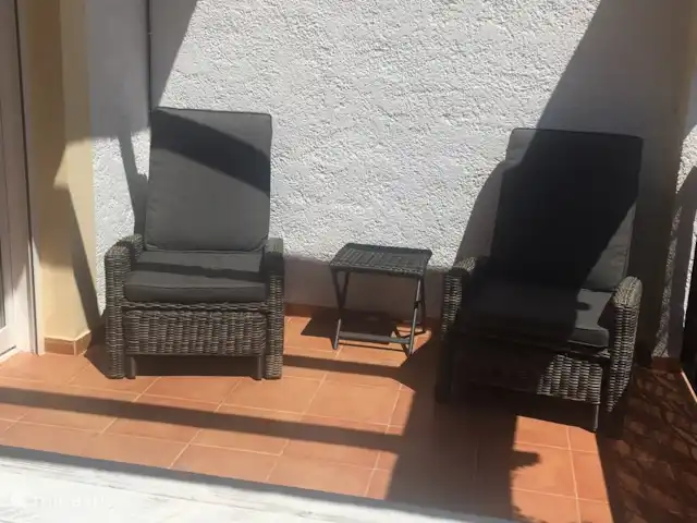 Casa Bonita huren in Spanje, Costa Blanca, Calpe - vakantiehuis heerlijk relax stoelen met voetenbank