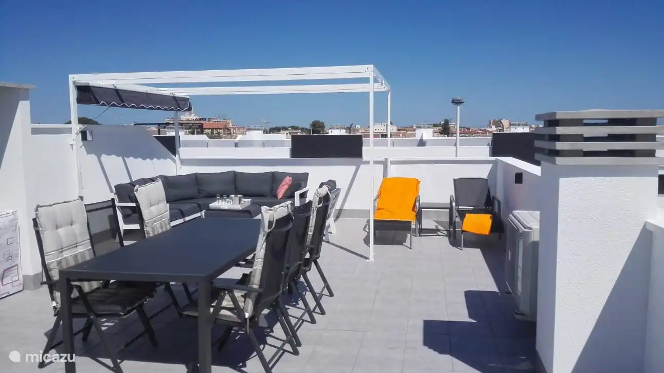 Dachterrasse mit freiem Blick