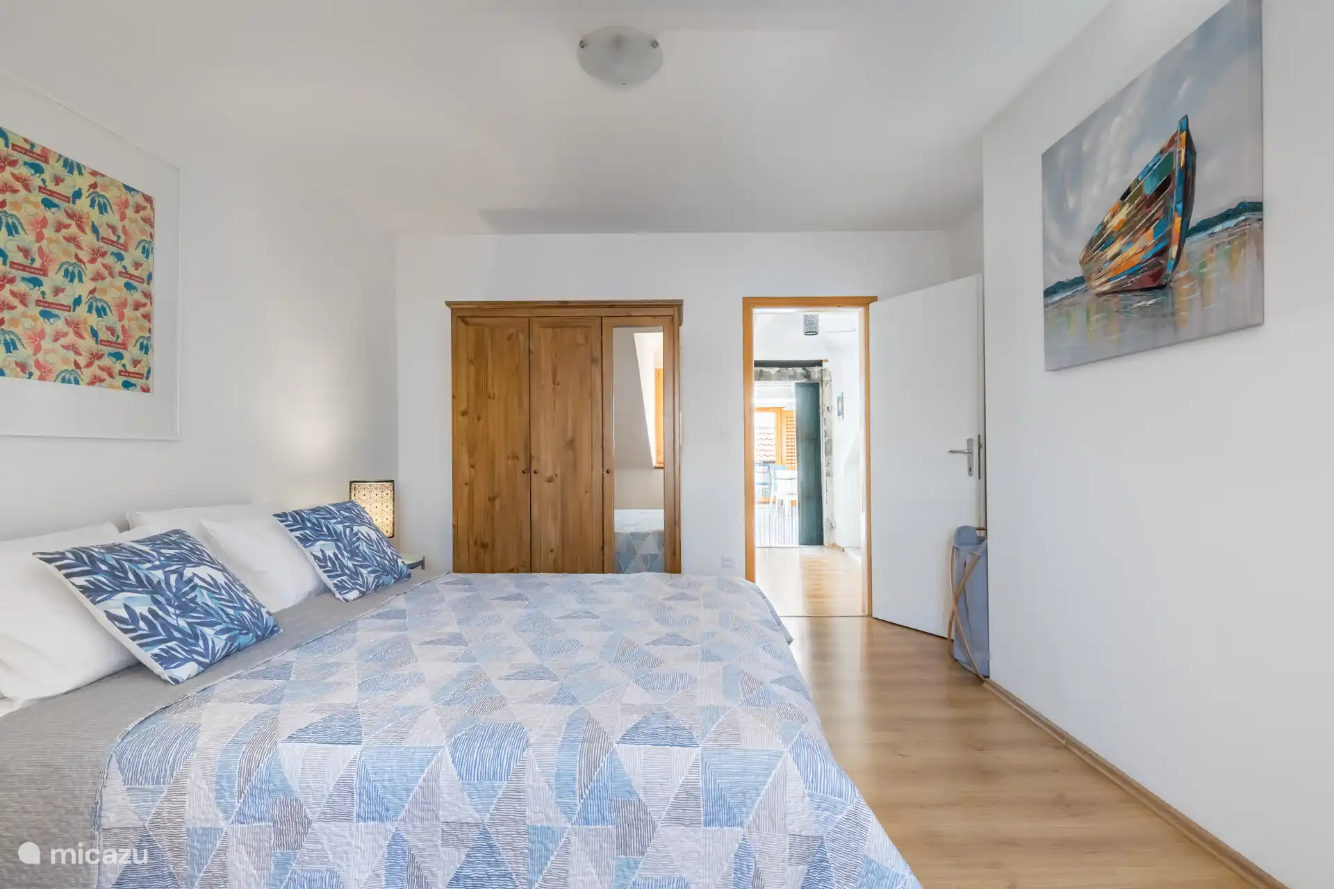 bedroom Tui apartment