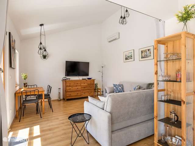 Holiday home in Croatia, Dalmatia, Mimice - apartment Waterview Apartment Mimice