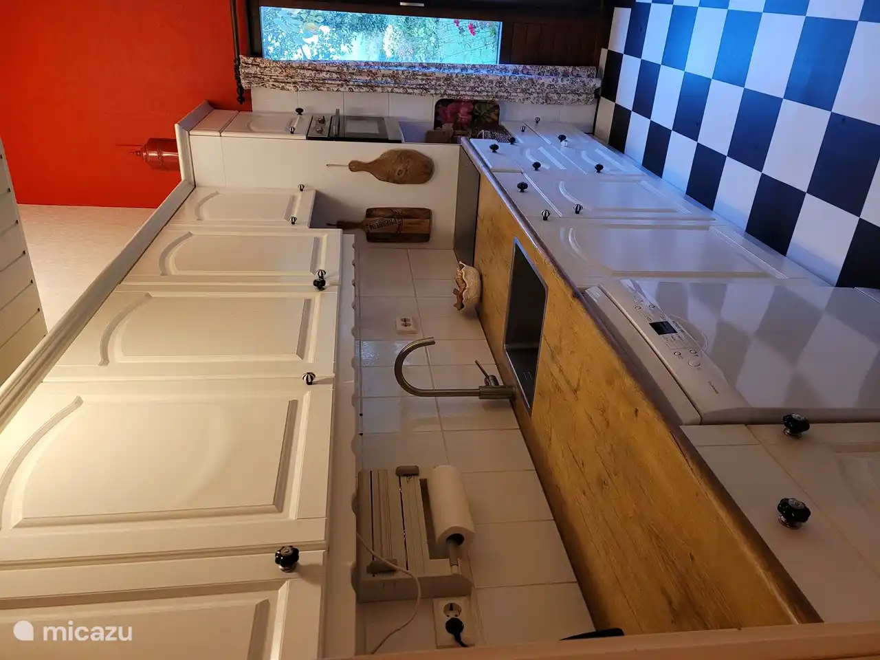 La cuisine avec tous les accompagnements