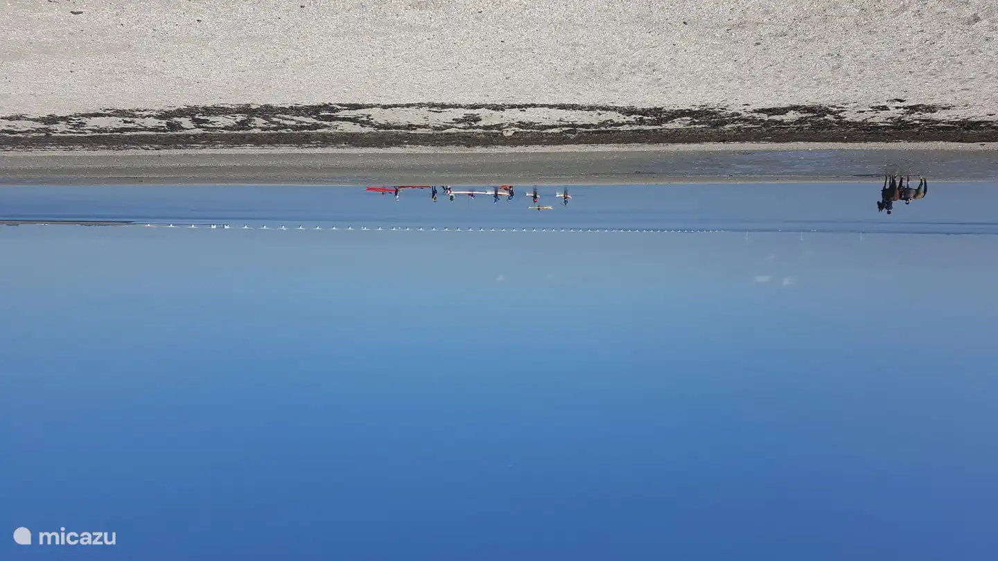 La plage sur l'Oosterschelde près de Ouwerkerk. Idyllique et adapté aux enfants !