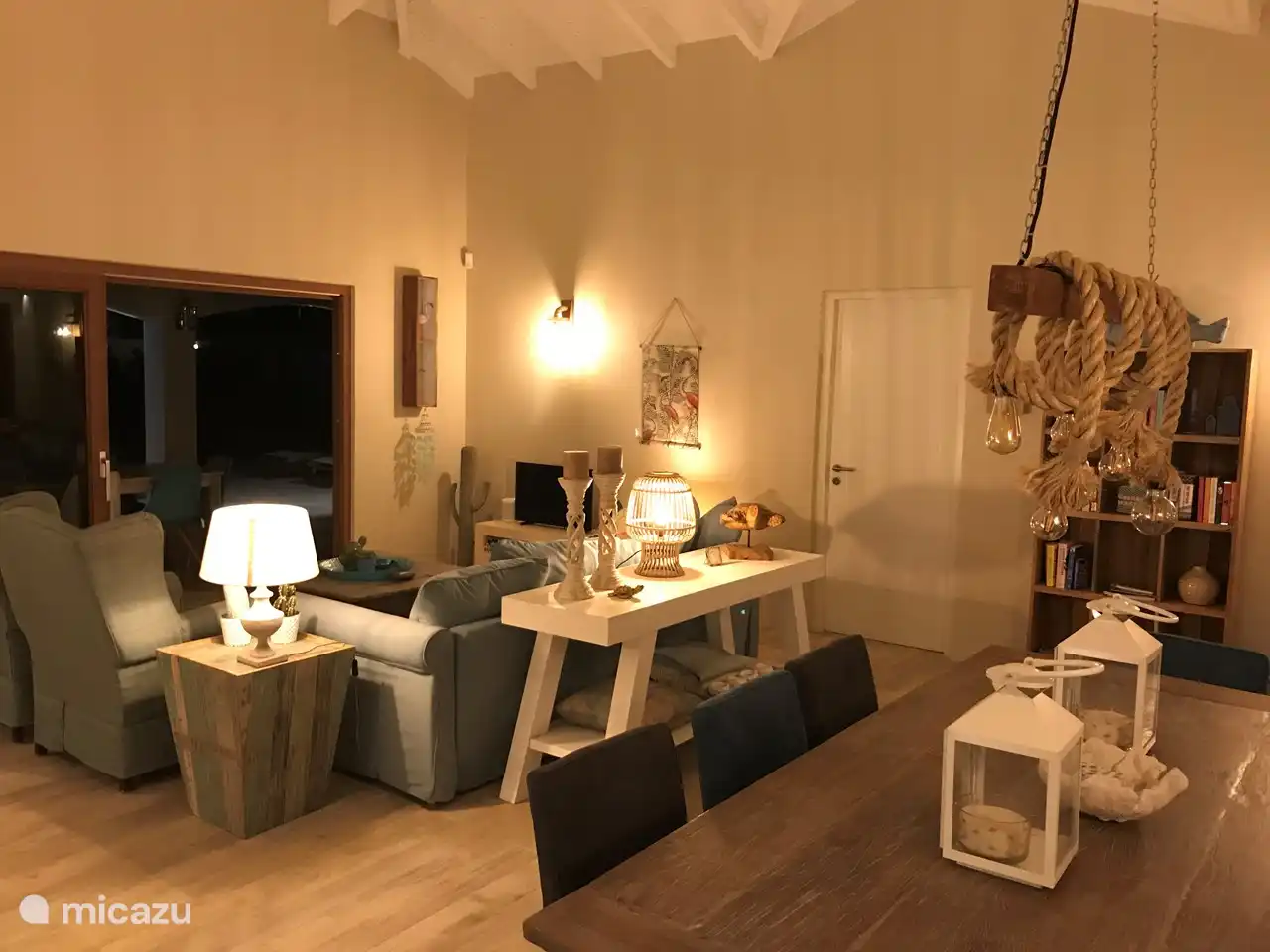 Éclairage agréable le soir