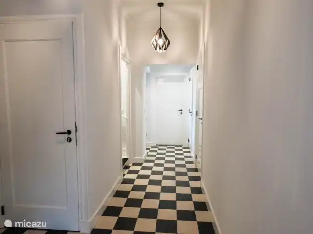 Casa del silvicultor nº 1 Singraven en Países Bajos, Overijssel, Denekamp - casa vacacional el recibidor con aseo y baño