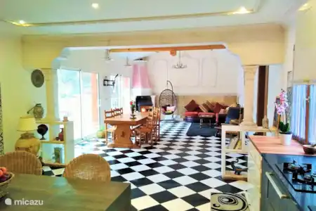 Vakantiehuis Frankrijk, Lot, Lachapelle-Auzac vakantiehuis Innièze -