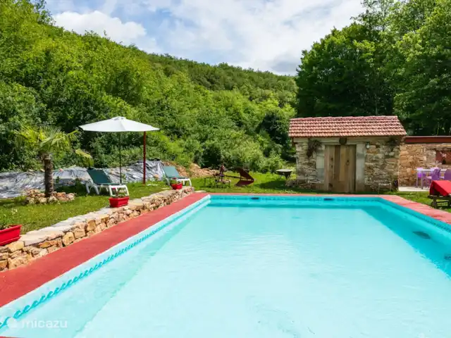 Innièze | France, Lot, Lachapelle-Auzac - maison de vacances grande piscine