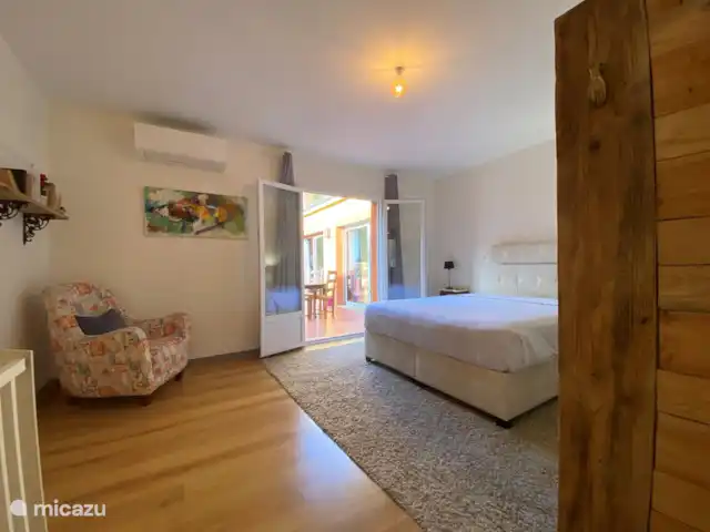 Innièze | France, Lot, Lachapelle-Auzac - maison de vacances chambre à coucher