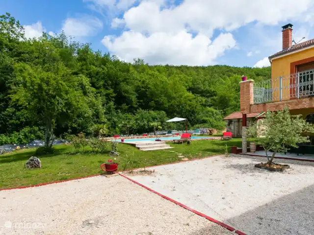 Innièze | France, Lot, Lachapelle-Auzac - maison de vacances jardin