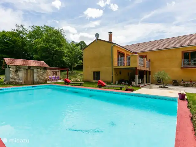 Innièze | France, Lot, Lachapelle-Auzac - maison de vacances piscine