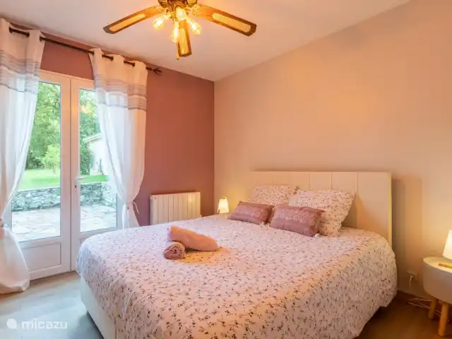 La Grauvière | France, Lot, Anglars-Nozac - maison de vacances chambre à coucher