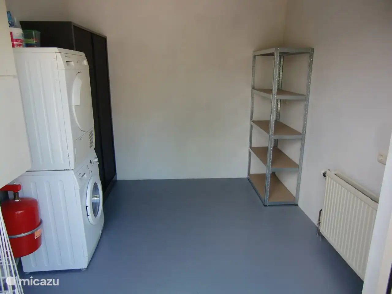 The storage room for storing your bikes and other things. Also fully powered sockets to charge your batteries. Free use of the washing machine and dryer.