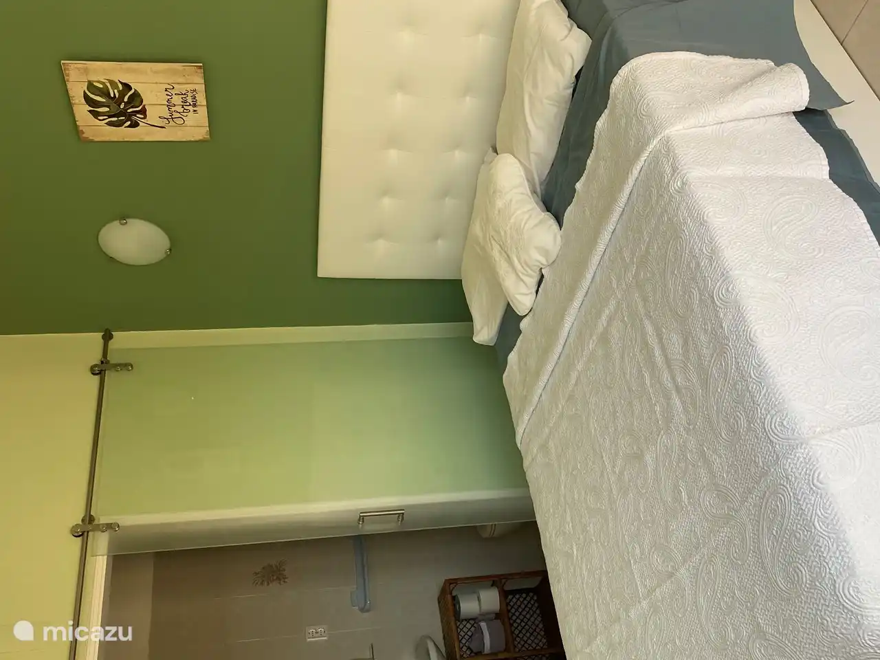 segundo dormitorio con baño